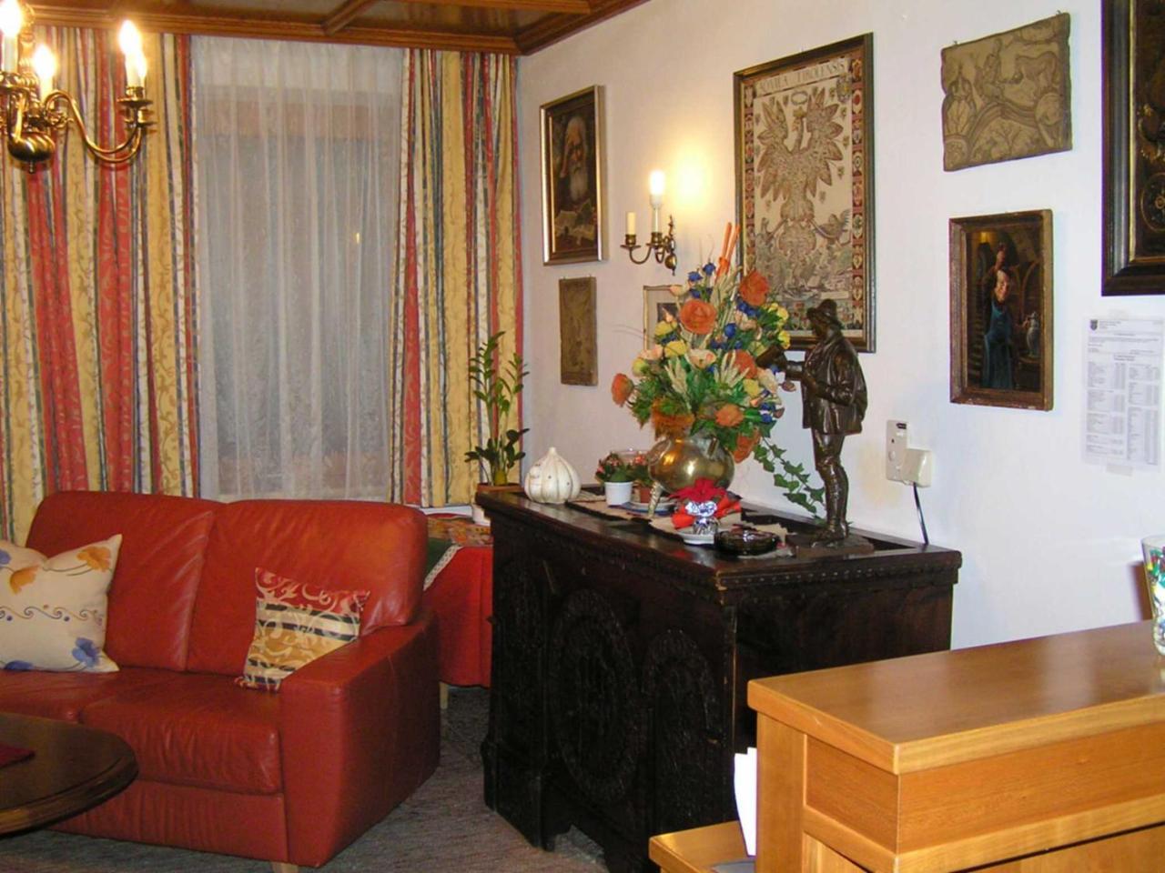 Bed & Breakfast Haus Fallesin *