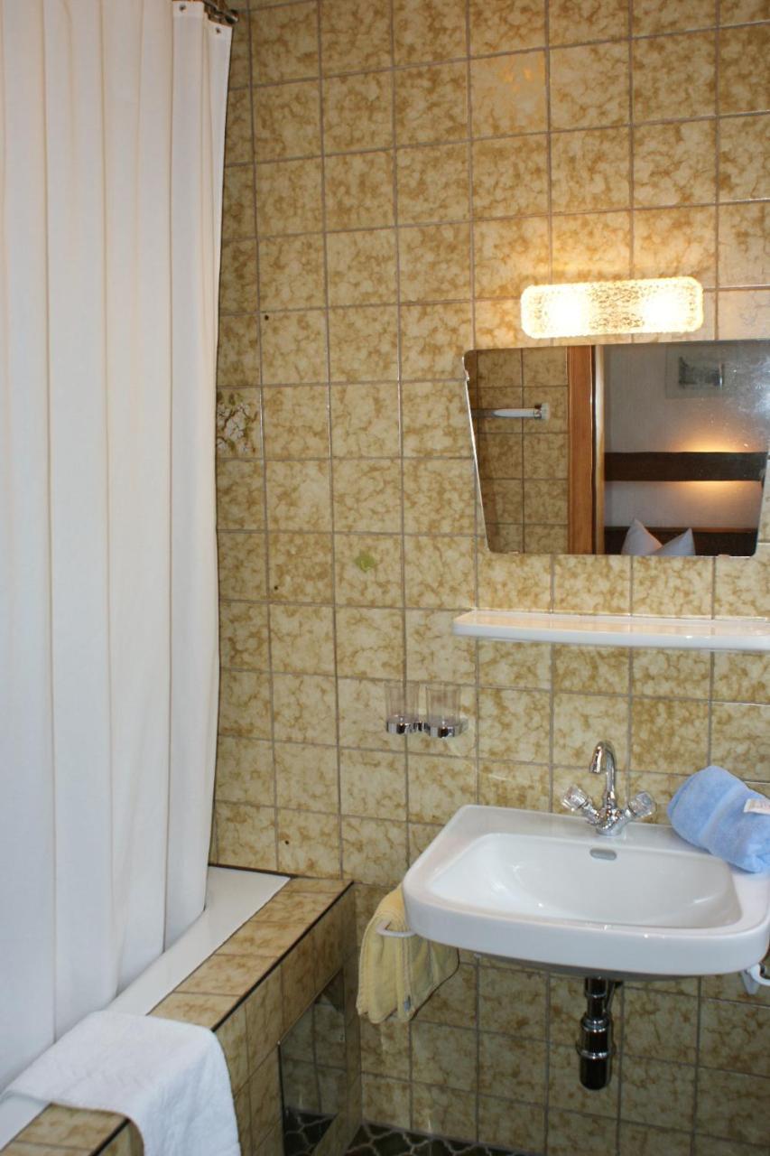 Haus Fallesin Bed & Breakfast Sankt Anton am Arlberg